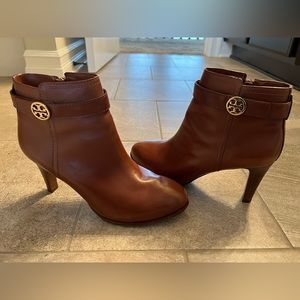 Tory Burch Brown Leather Heeled Bootie - Size 9.5